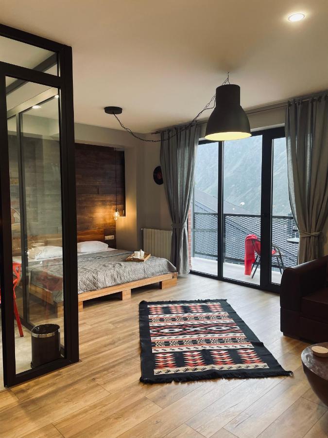 Kazbegi Stylish Apartment Exterior foto